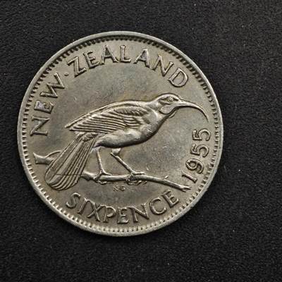 【淘币小摊】实时拍第八百四十九拍   散币银币场   满百包邮可预留二周 每周一统一发货   - 新西兰1955年伊丽莎白二世6便士镍币