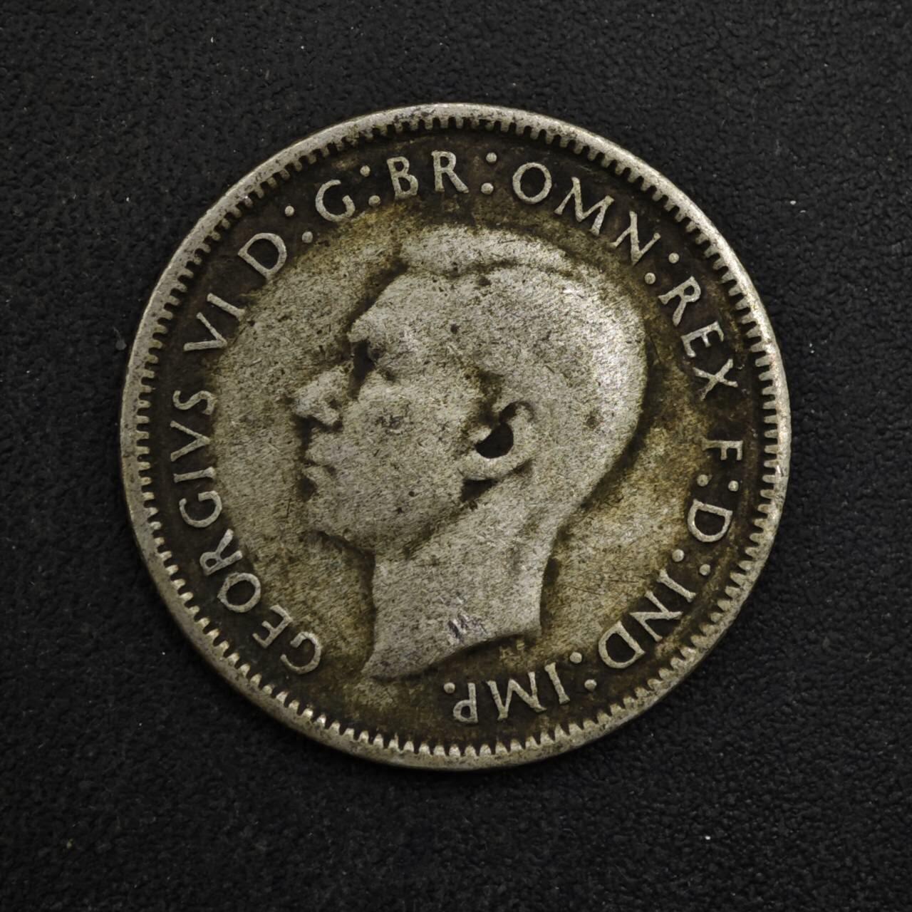 【淘币小摊】实时拍第八百四十八拍   散币银币场   满百包邮可预留二周 每周一统一发货   澳大利亚1946年乔治六世6便士银币