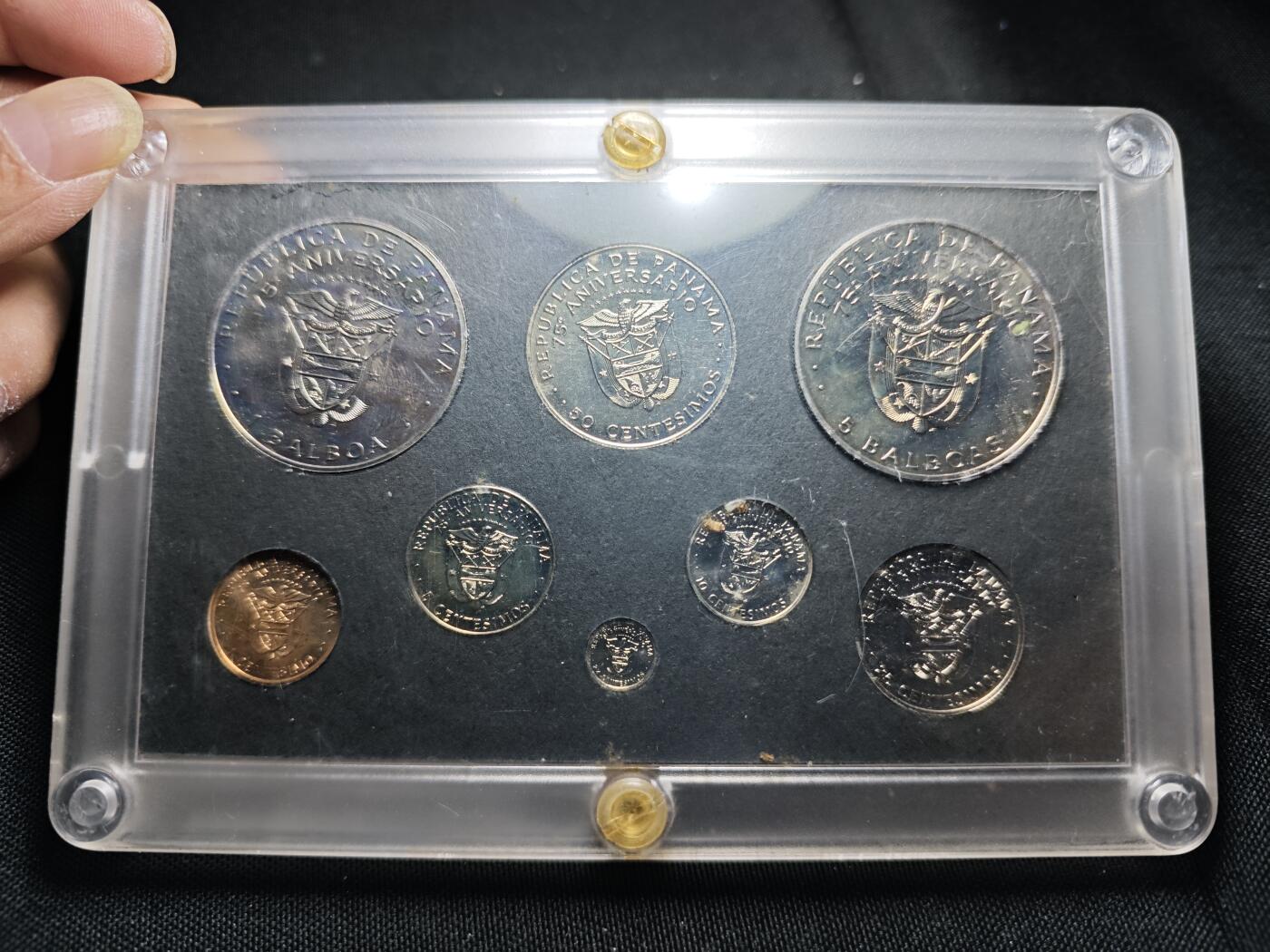 KK钱币收藏小铺  第400期  百期特拍（四拍之四）2月预留时间 周末发货  1978巴拿马独立75周年精制铜镍套币 完整一套稀少！5巴波亚发行量仅2000，1巴波亚发行量仅4000，25/50分发行量仅19000，10分发行量仅31000，5分发行量41000，2.5分发行量51000枚 