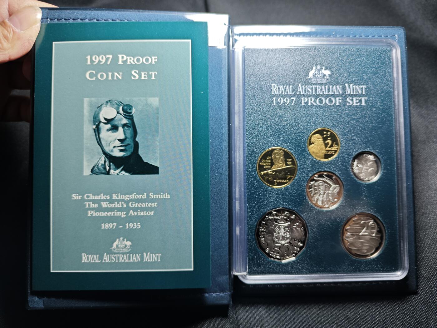 KK钱币收藏小铺  第400期  百期特拍（四拍之四）2月预留时间 周末发货  1997澳大利亚大小面值清年精制套币 查尔斯·史密斯诞辰100周年纪念套币