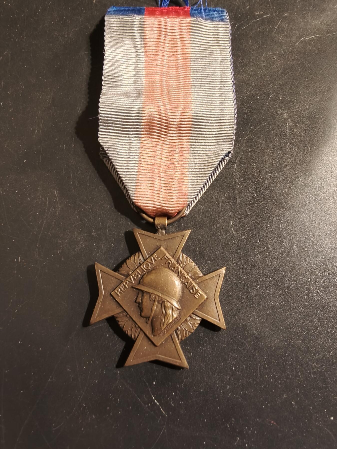 老王徽章第176期