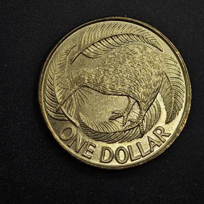 【淘币小摊】实时拍第八百四十八拍   散币银币场   满百包邮可预留二周 每周一统一发货   - 新西兰1990年1元铜币