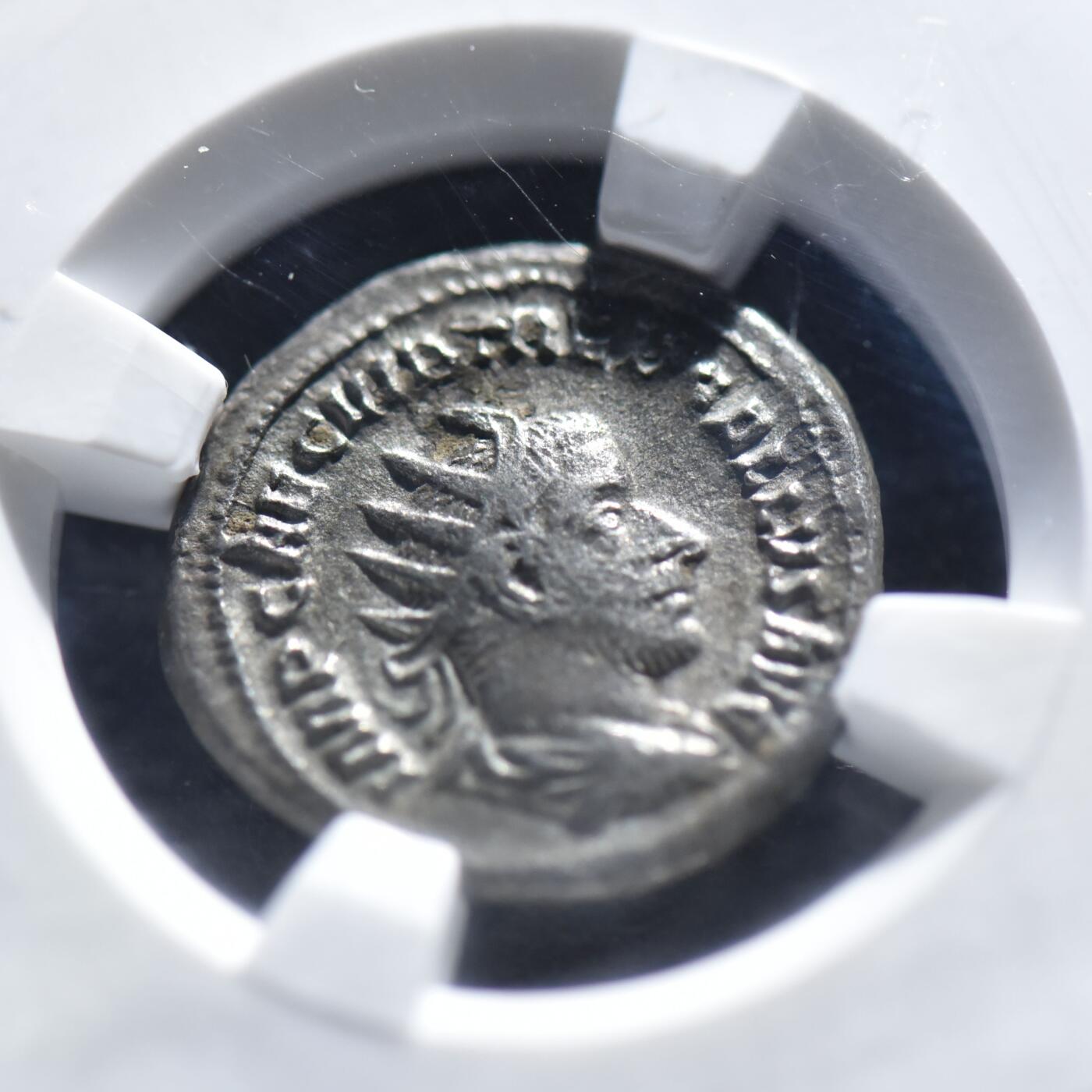 【良泉】【春节前最后一场】2月5日晚19.30点开拍！208组，本场结束后预存钱币的朋友请告知，将连同本场拍品一起邮寄，预祝诸位春节愉快！ 【少见】公元251-253年【古罗马】加卢斯，丰饶女神（annona）安敦尼银币，4.06克