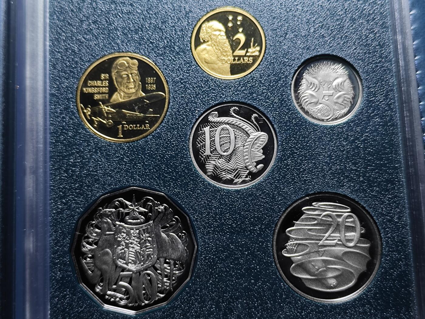 KK钱币收藏小铺  第400期  百期特拍（四拍之四）2月预留时间 周末发货  1997澳大利亚大小面值清年精制套币 查尔斯·史密斯诞辰100周年纪念套币