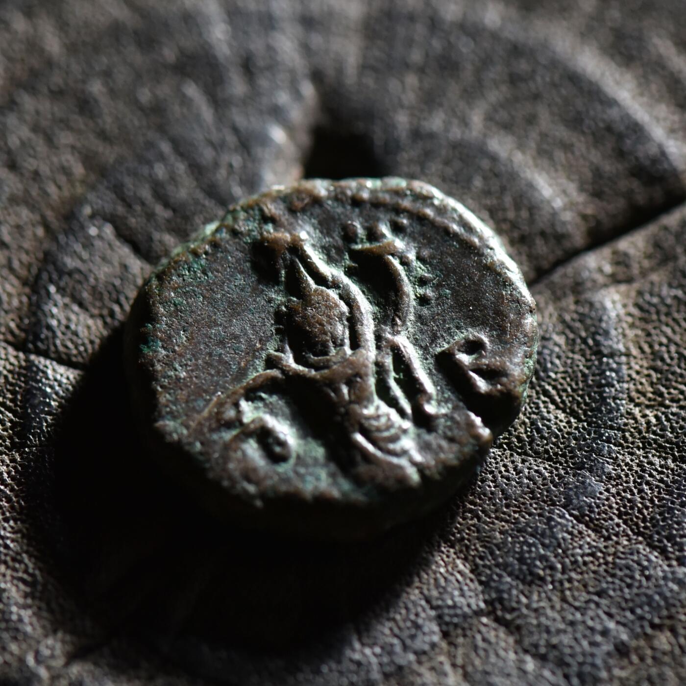 【良泉】【春节前最后一场】2月5日晚19.30点开拍！208组，本场结束后预存钱币的朋友请告知，将连同本场拍品一起邮寄，预祝诸位春节愉快！ 公元285-286年【古罗马·行省】埃及，戴克里先（ΔIOKΛHTIANOC）公正女神，在位第2年（L-B）四德拉克马，7.9克