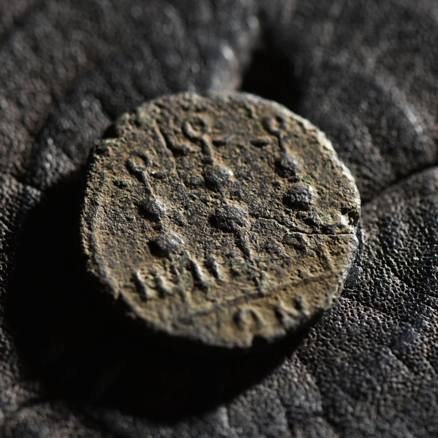 【良泉】【春节前最后一场】2月5日晚19.30点开拍！208组，本场结束后预存钱币的朋友请告知，将连同本场拍品一起邮寄，预祝诸位春节愉快！ 公元238-244年【古罗马·行省】戈尔迪安三世，尼凯亚城，军旗铜币，4.2克