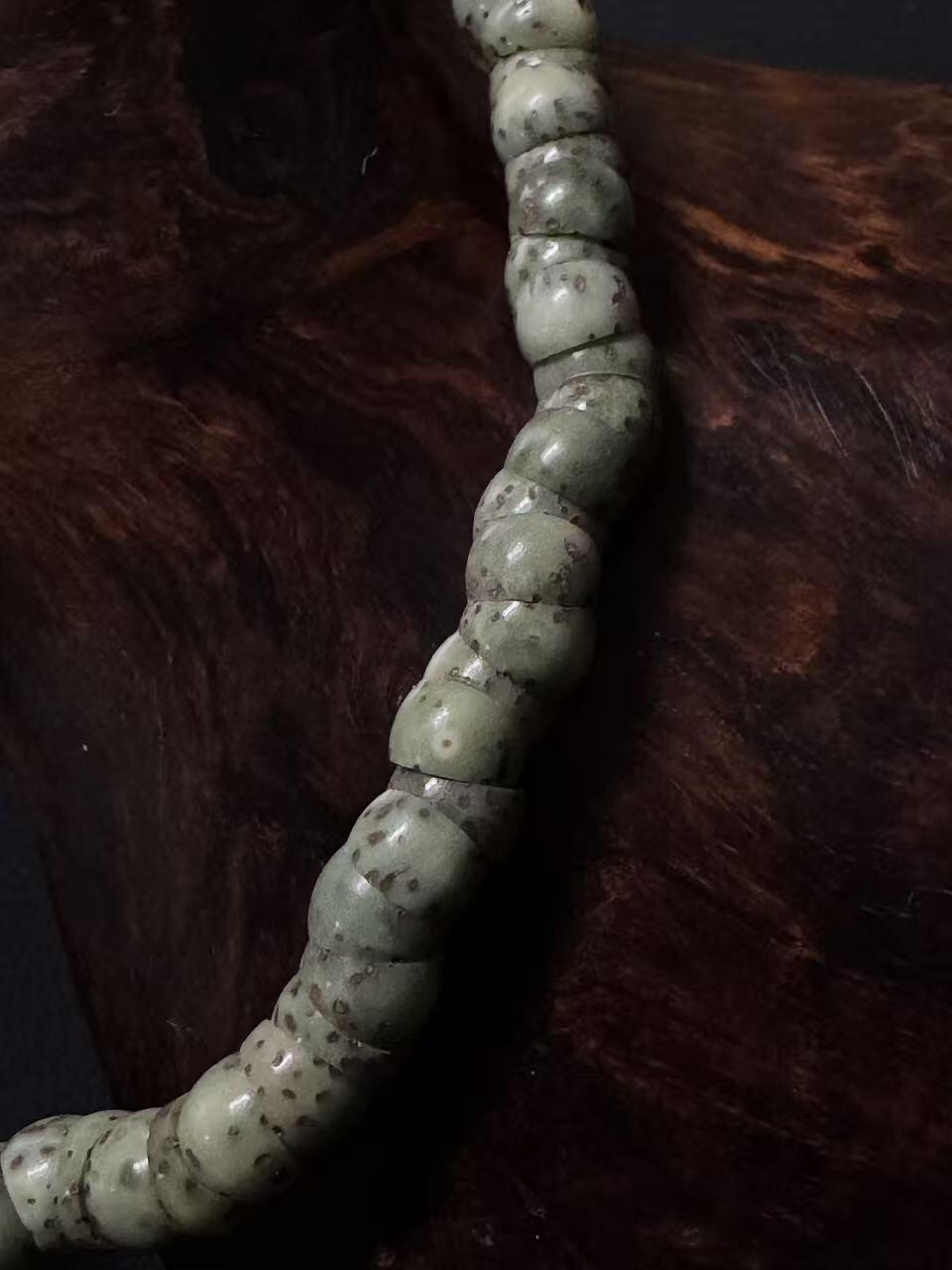 零元拍：超润超可爱绿幽灵原生态星月菩提 石玉小肠6MM