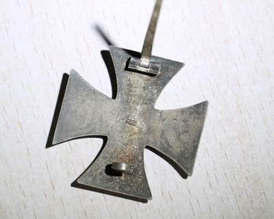 大猫徽章拍卖 第286期 一战德国一级铁十字勋章 带厂标