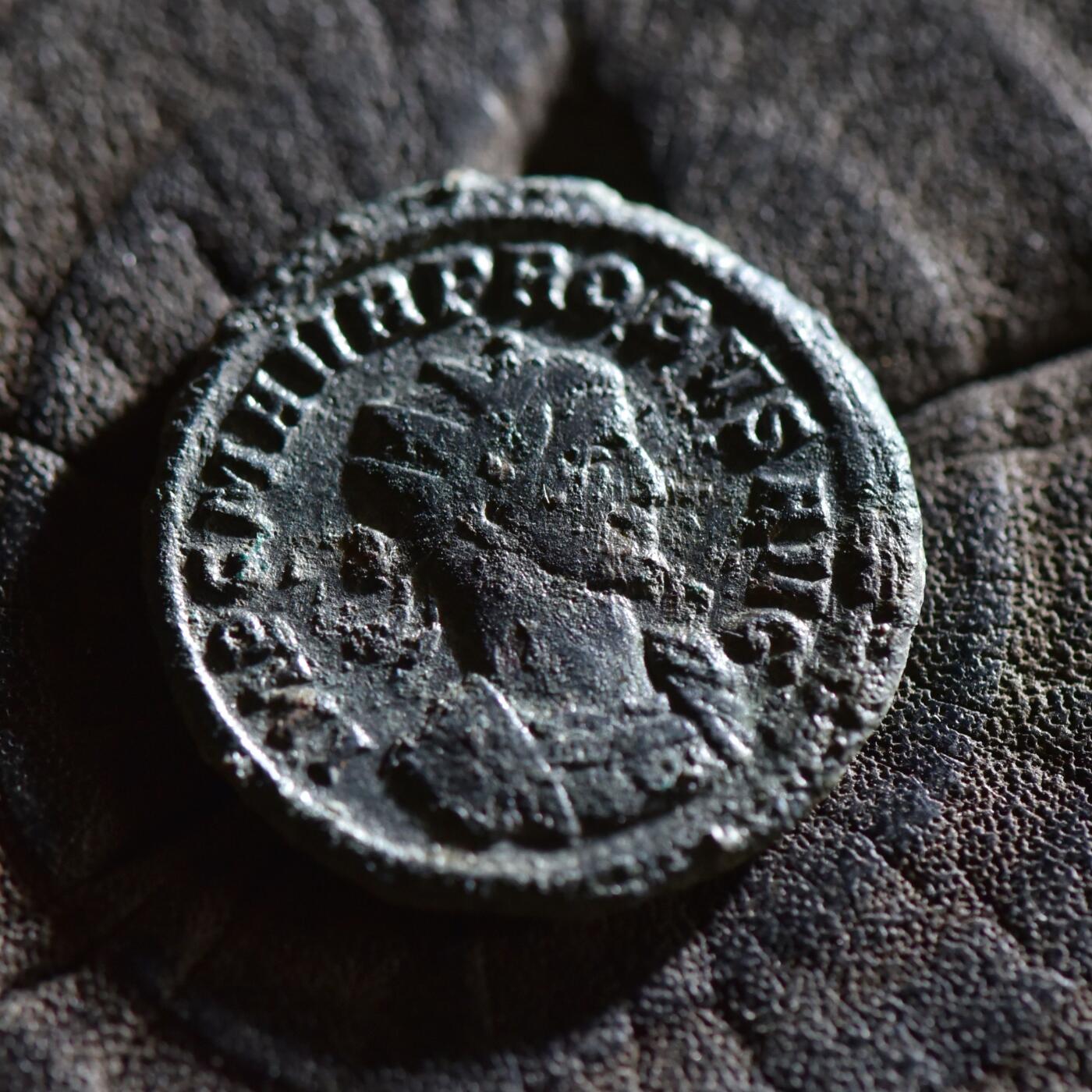 【良泉】【春节前最后一场】2月5日晚19.30点开拍！208组，本场结束后预存钱币的朋友请告知，将连同本场拍品一起邮寄，预祝诸位春节愉快！ 【美品】公元277年【古罗马】普罗布斯“玛尔斯扛战利品”洗银币，3.27克