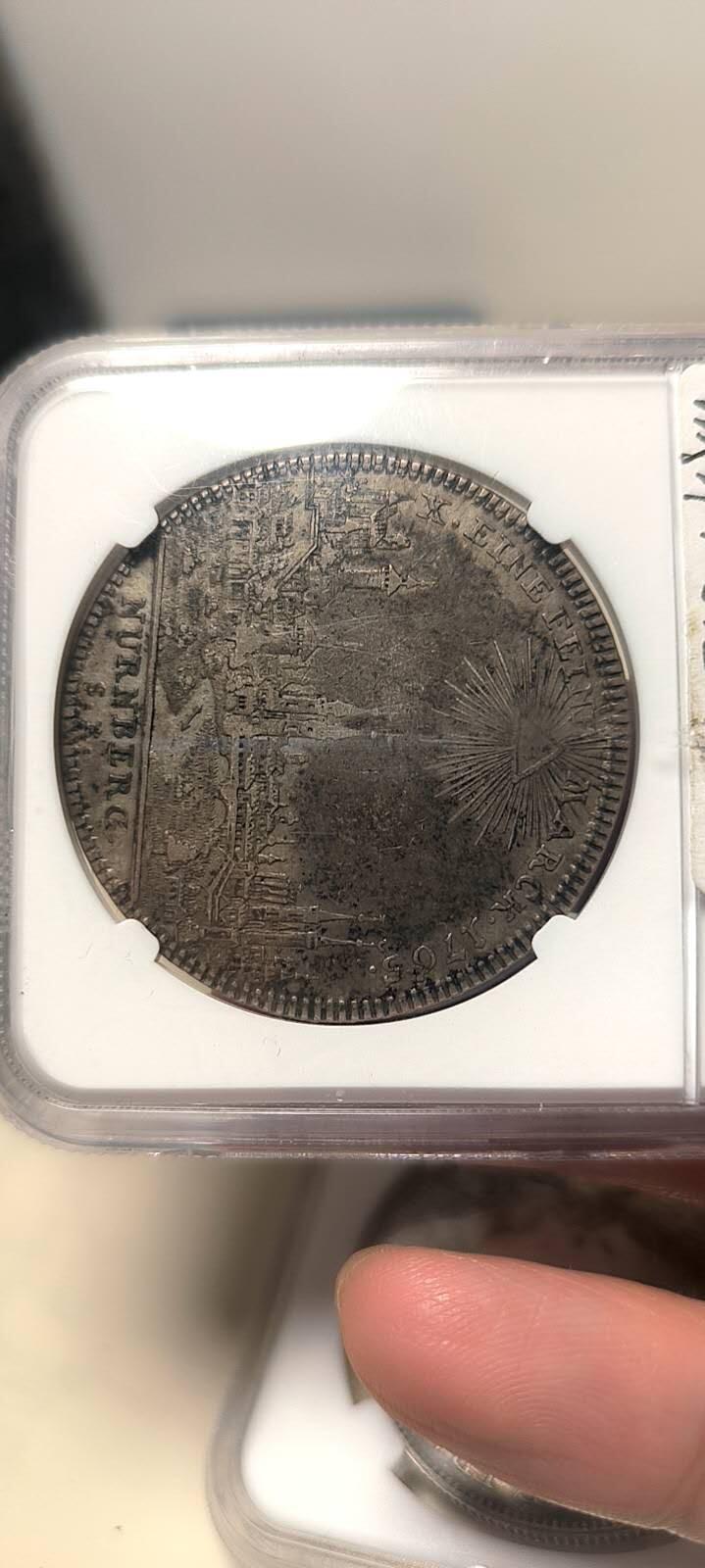 德国纽伦堡城市风光银币