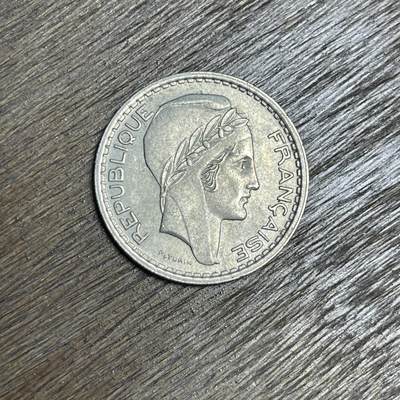 【铜匠收藏】★第137场★散币场。不寄存，30包邮。不满30元，支付5元运费。《接受代拍 代送NGC评级》 - 100【无寄存】1947 法国 10法郎 镍币