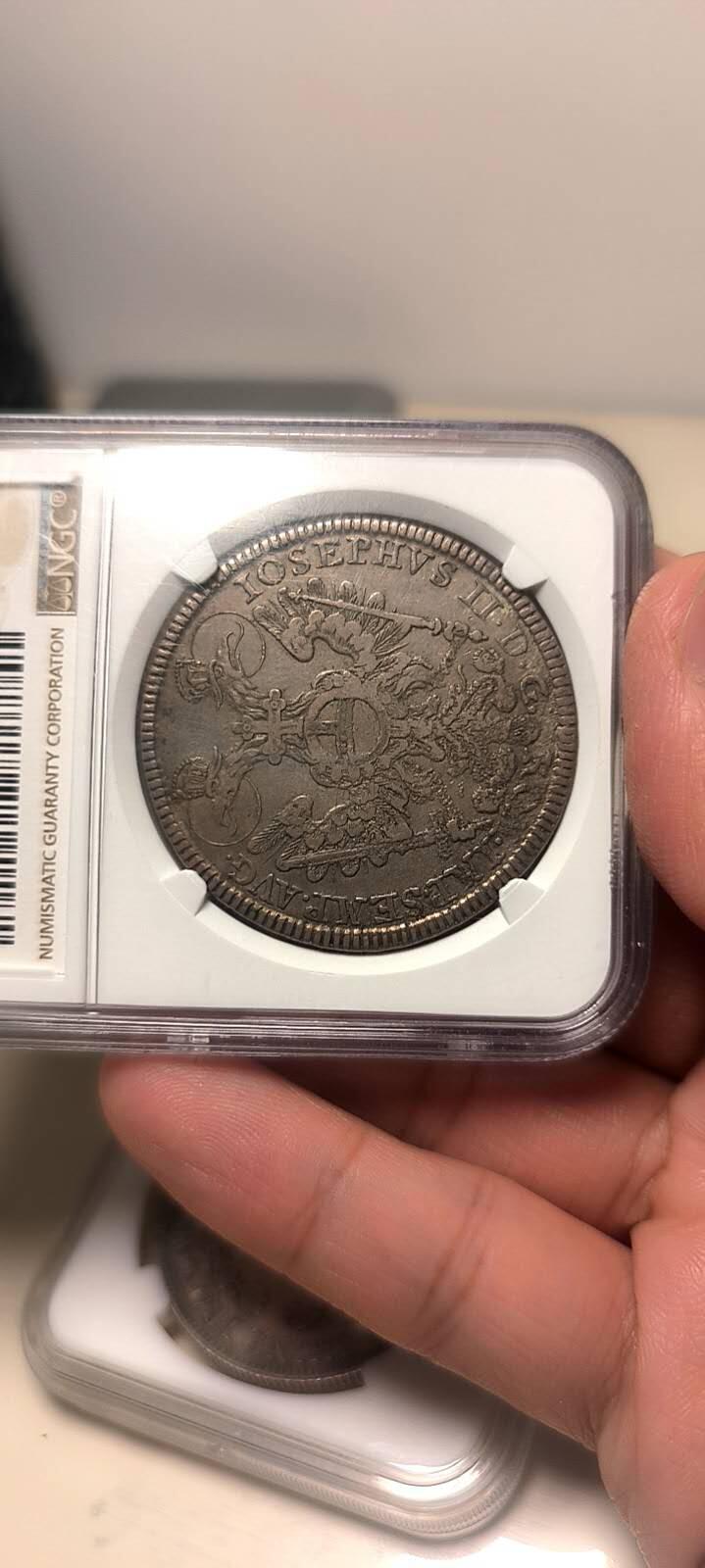 德国纽伦堡城市风光银币