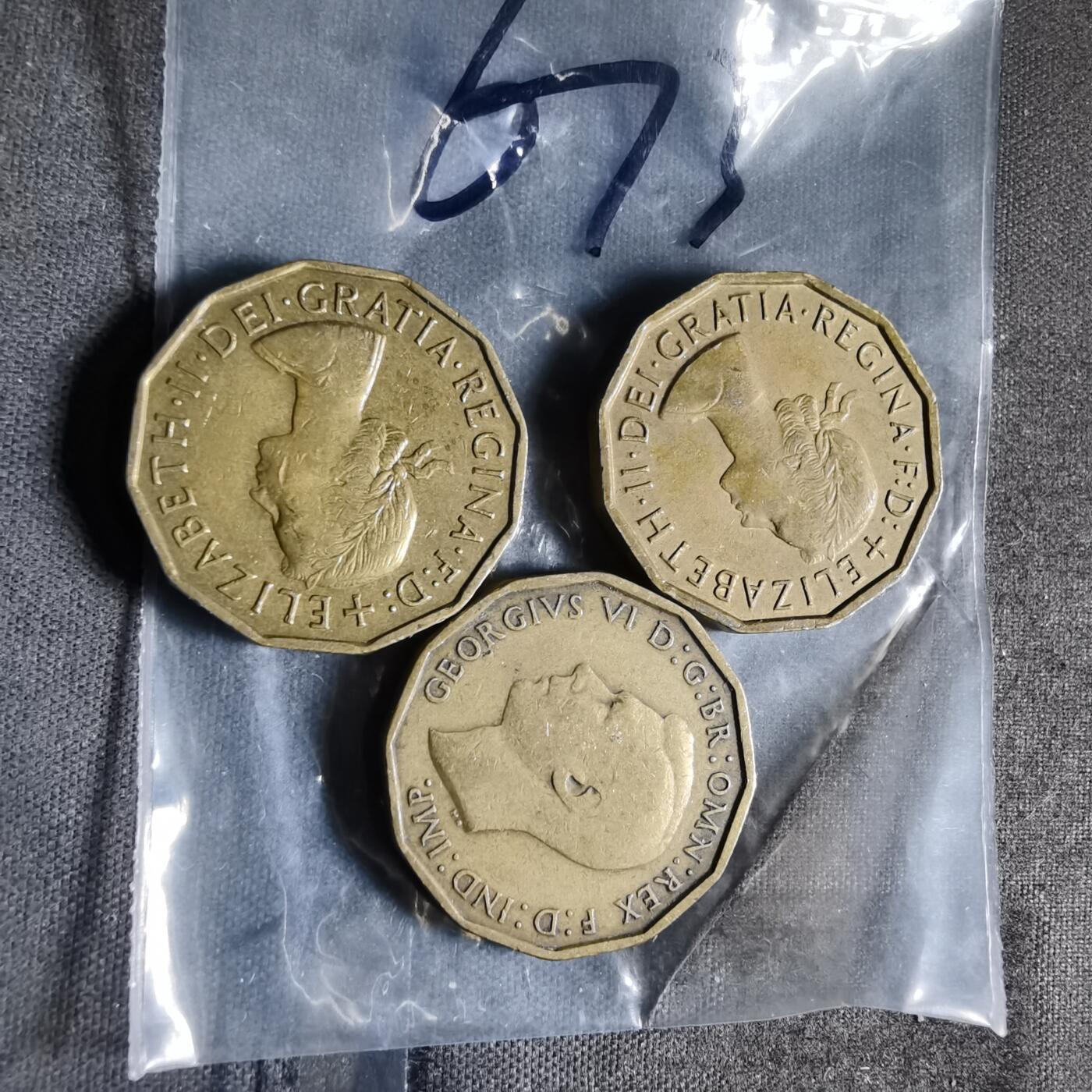 沼泽如烟--第956场 英国三枚