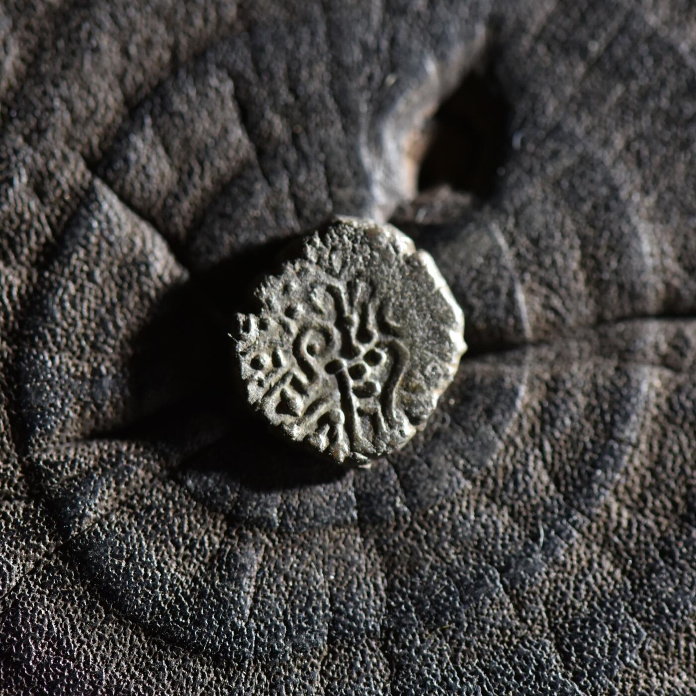 【良泉】【春节前最后一场】2月5日晚19.30点开拍！208组，本场结束后预存钱币的朋友请告知，将连同本场拍品一起邮寄，预祝诸位春节愉快！