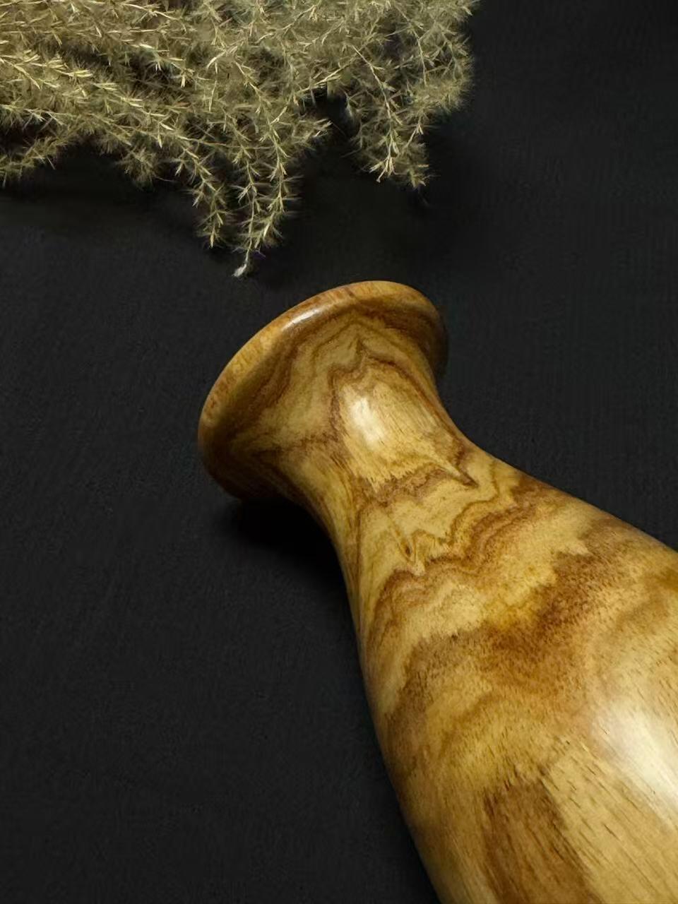 零元拍：海南黄花梨 花瓶 整料掏出，高 170， 大肚 70，底座 69，平口 55MM