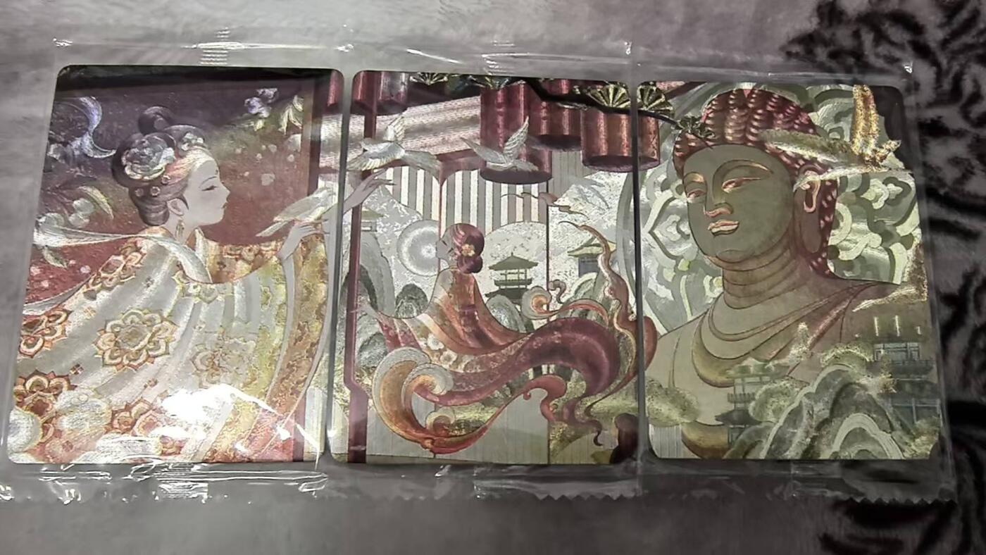 满200包邮！！龙虎卡牌-七二场（满200元包邮，无佣金，每周六结拍，欢迎送拍） 【原膜】粗闪3张 可可瑞听 梦回大唐三拼