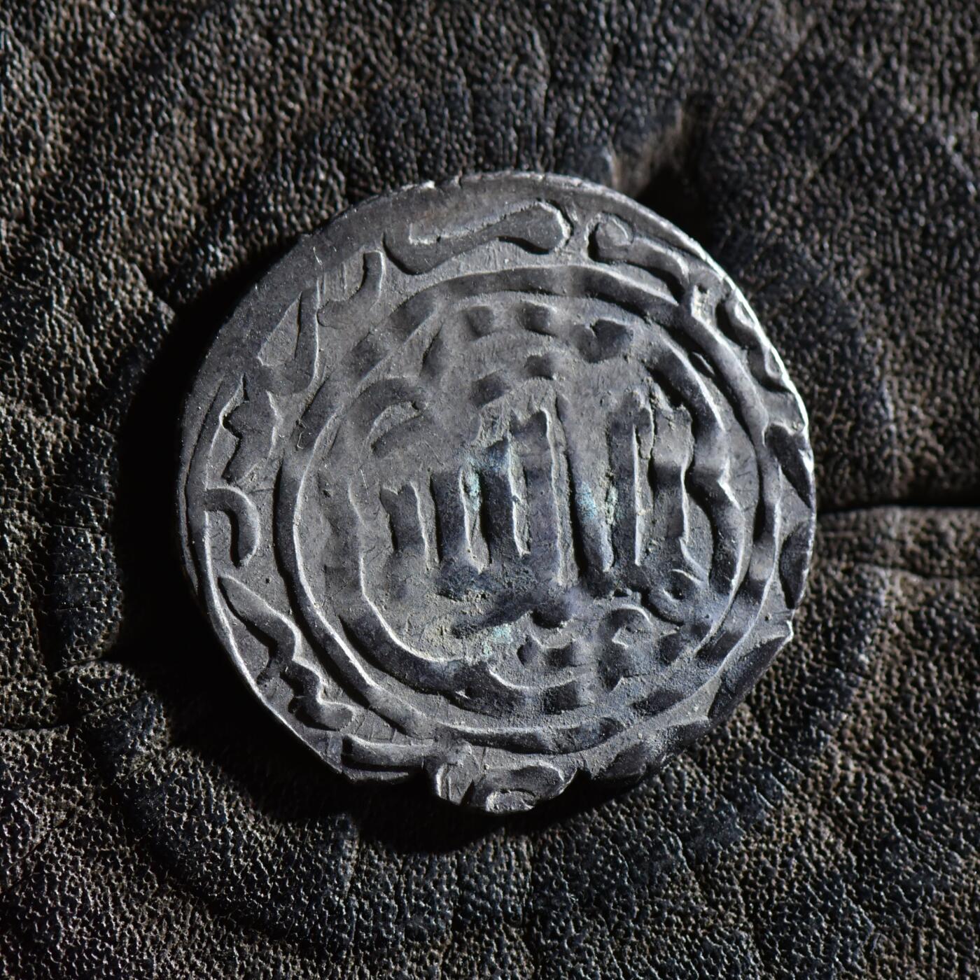 【良泉】【春节前最后一场】2月5日晚19.30点开拍！208组，本场结束后预存钱币的朋友请告知，将连同本场拍品一起邮寄，预祝诸位春节愉快！ 公元1266-1284年【罗姆苏丹国】第尔汗银币，2.9克