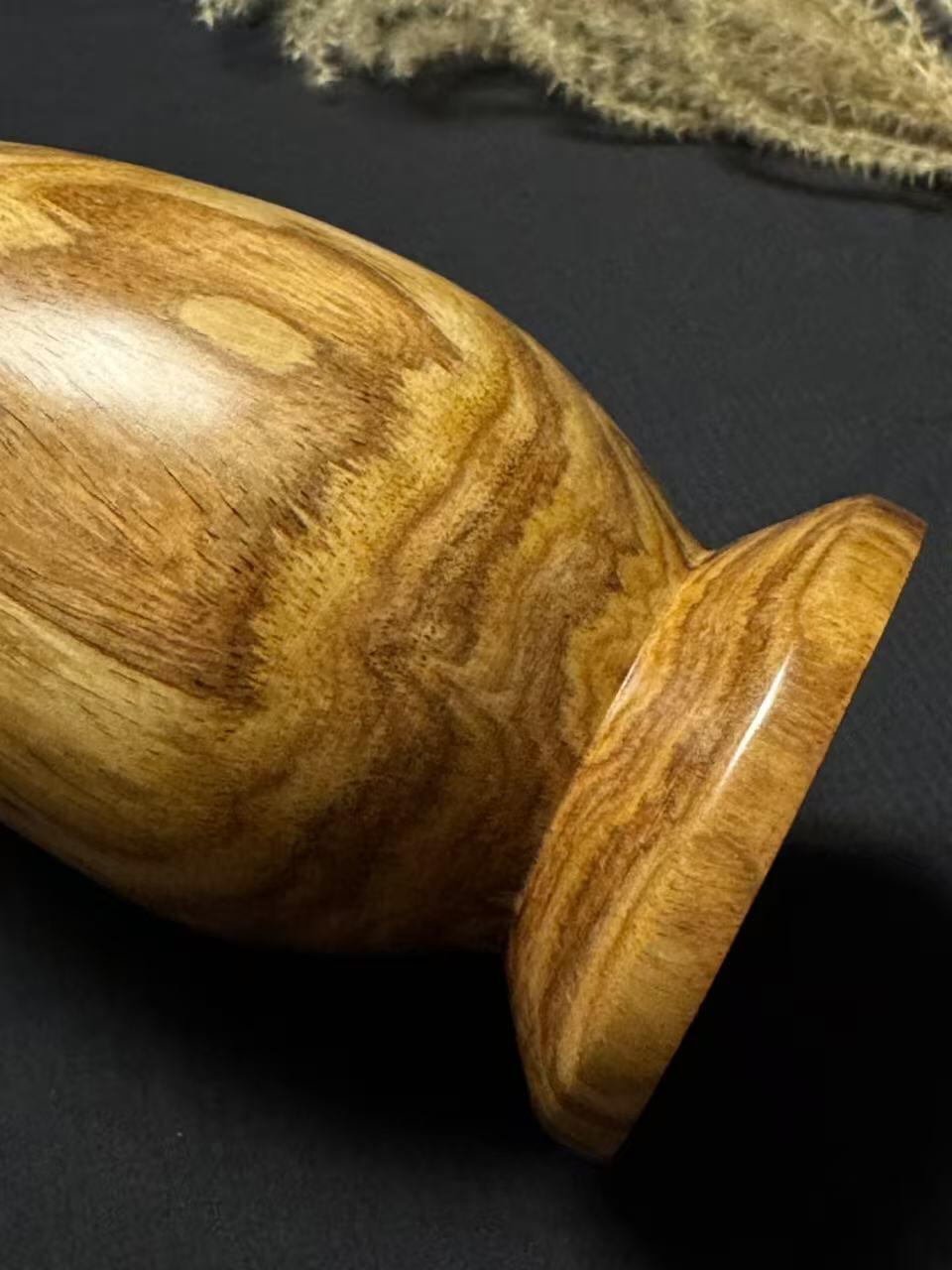 零元拍：海南黄花梨 花瓶 整料掏出，高 170， 大肚 70，底座 69，平口 55MM