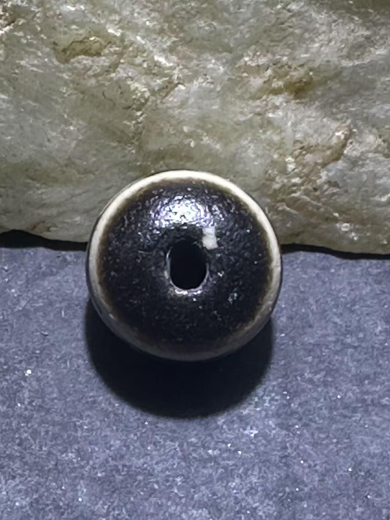 仅此一颗，精品藏传贵人随形天珠一颗，