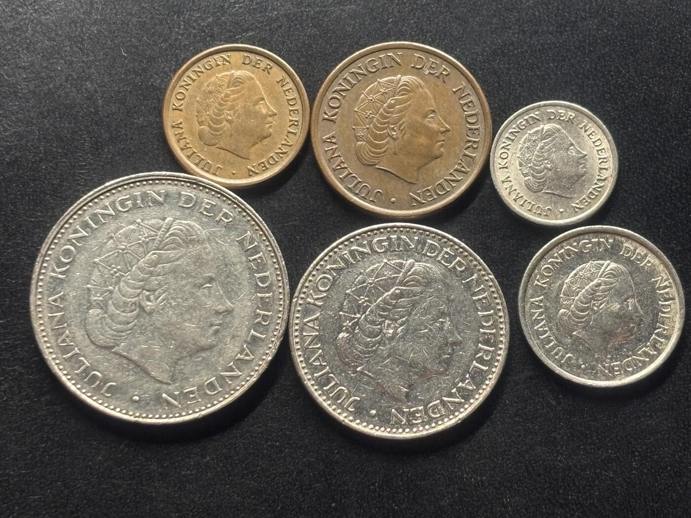 邮泉阁限时拍卖第三十九场 欧洲专场（硬币在国外。请付邮费6元。）