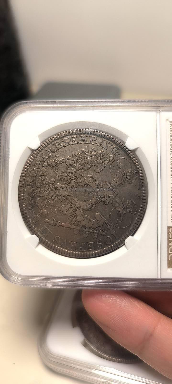 德国纽伦堡城市风光银币