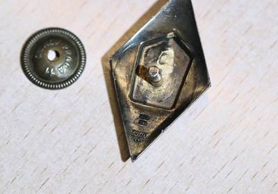 大猫徽章拍卖 第286期 捷克斯洛伐克军校毕业证章，早期银质热珐琅