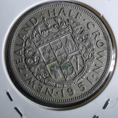 沼泽如烟--第957场 - 新西兰1951年半克朗