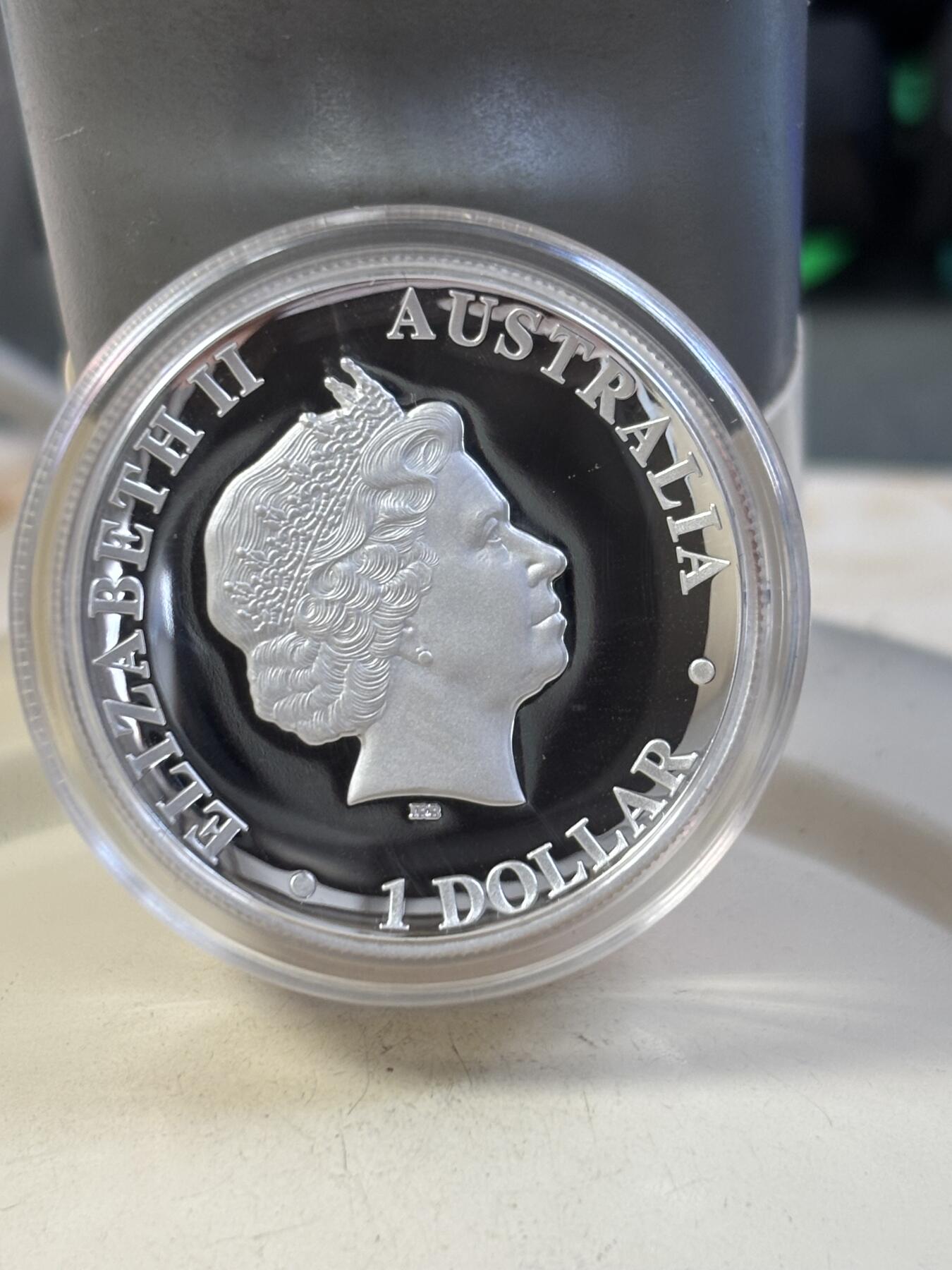 第187期拍卖 澳大利亚2012年翠鸟高浮雕加厚1盎司精制纪念银币，999银