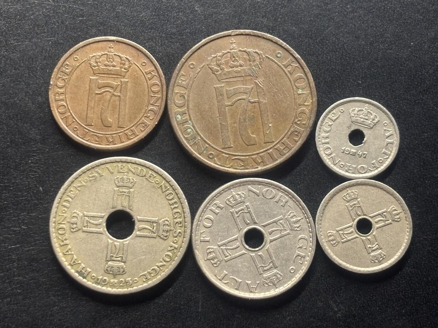 邮泉阁限时拍卖第三十九场 欧洲专场（硬币在国外。请付邮费6元。）