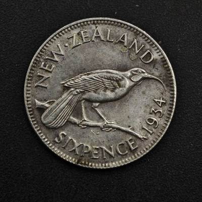 【淘币小摊】实时拍第八百四十九拍   散币银币场   满百包邮可预留二周 每周一统一发货   - 新西兰1934年乔治五世6便士银币