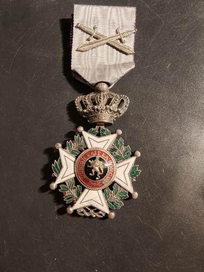 老王徽章第176期 - 比利时骑士级利奥波德一世勋章    早期单法语   军事版