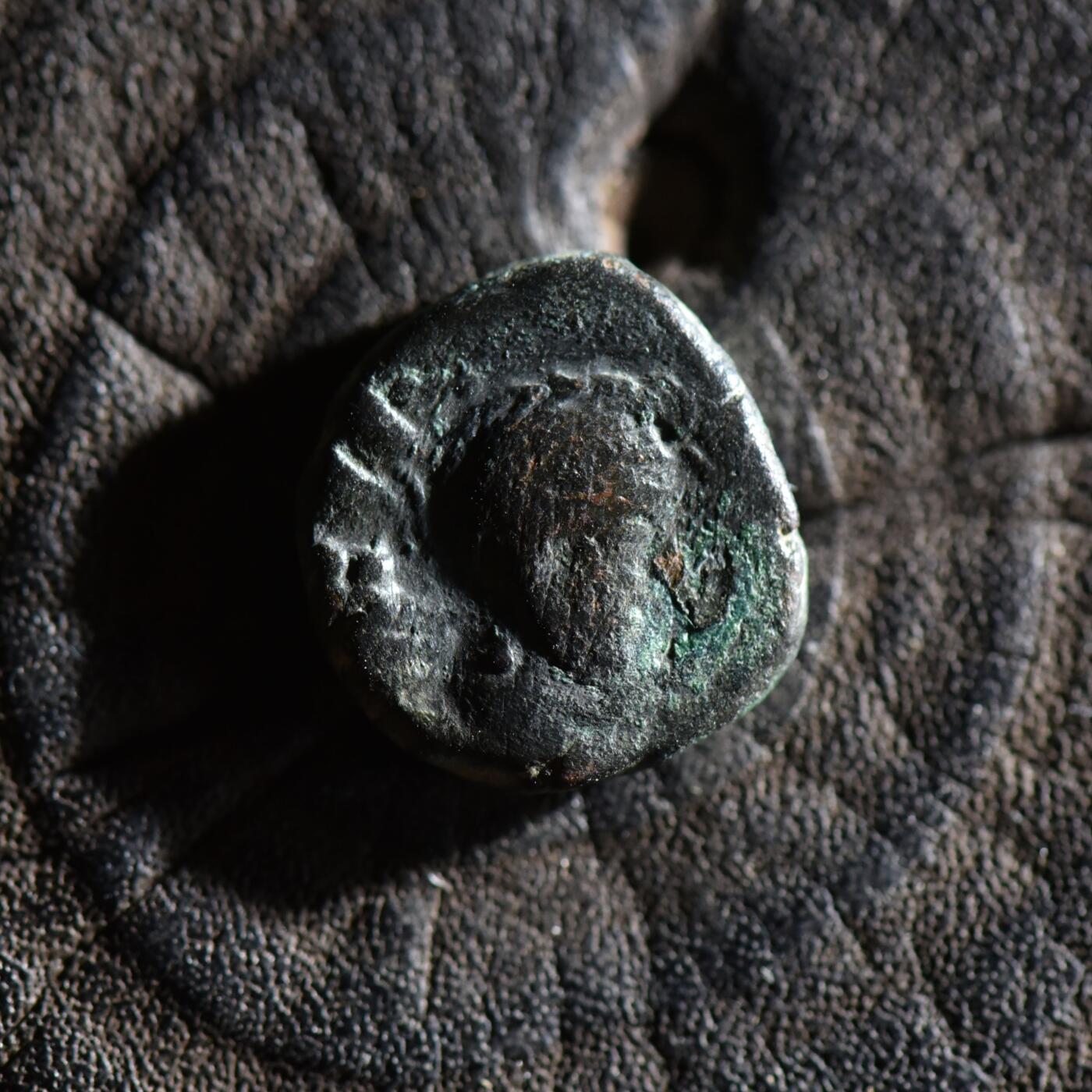 【良泉】【春节前最后一场】2月5日晚19.30点开拍！208组，本场结束后预存钱币的朋友请告知，将连同本场拍品一起邮寄，预祝诸位春节愉快！ 公元330-350年【萨珊-犍陀罗】沙普尔二世？犍陀罗地区打制铜币，3.25克