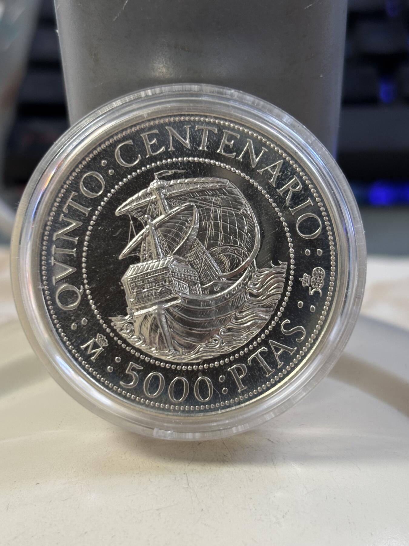 第187期拍卖 获奖西班牙1989年哥伦布旗舰圣玛利亚号加厚银币，获1991年度世界克劳斯最佳克朗币大奖，925银，