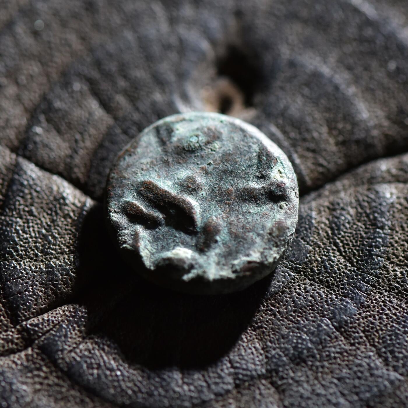 【良泉】【春节前最后一场】2月5日晚19.30点开拍！208组，本场结束后预存钱币的朋友请告知，将连同本场拍品一起邮寄，预祝诸位春节愉快！ 公元1世纪【埃兰】奥罗德斯一世（卡姆纳斯基尔）铜币，3.67克