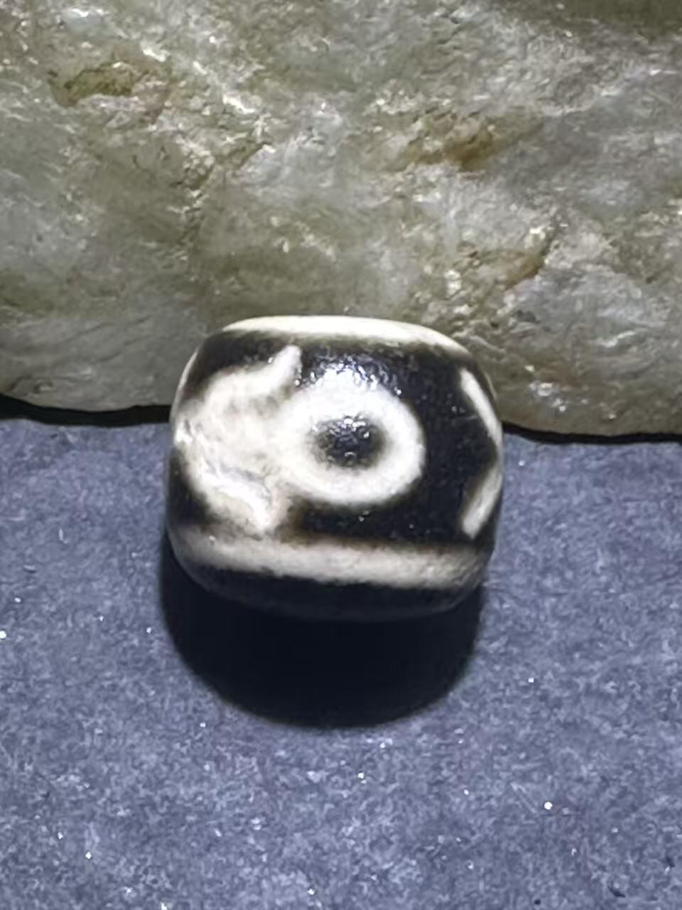 仅此一颗，精品藏传贵人随形天珠一颗，