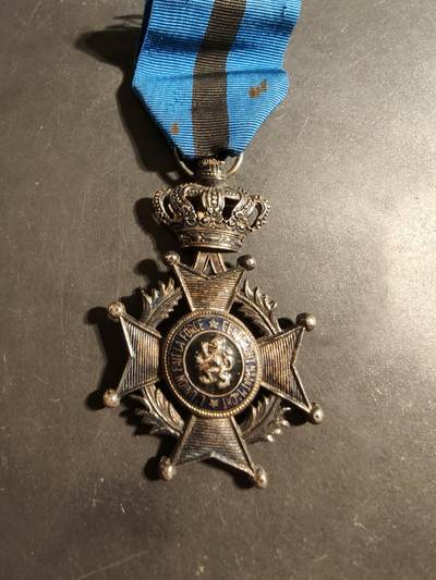 老王徽章第176期 - 比利时骑士级利奥波德二世勋章