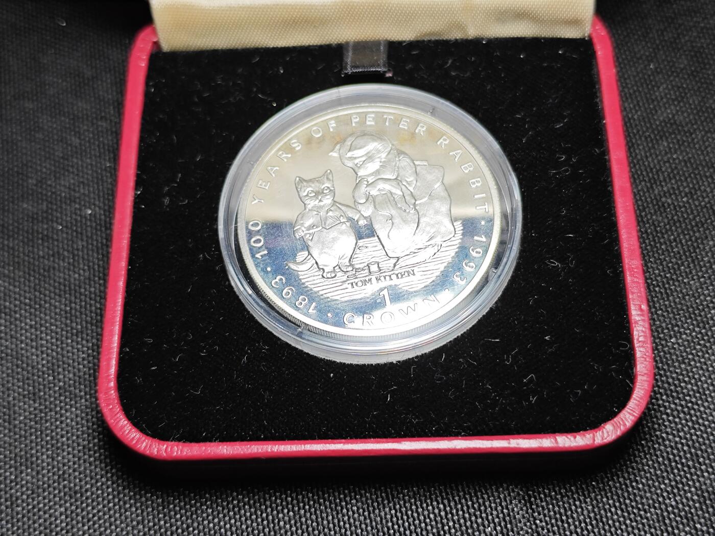 KK钱币收藏小铺  第400期  百期特拍（四拍之四）2月预留时间 周末发货 直布罗陀原盒 1993年1克朗彼得兔百年纪念——汤姆小猫 精制纪念银币 重28.2克925高银 
