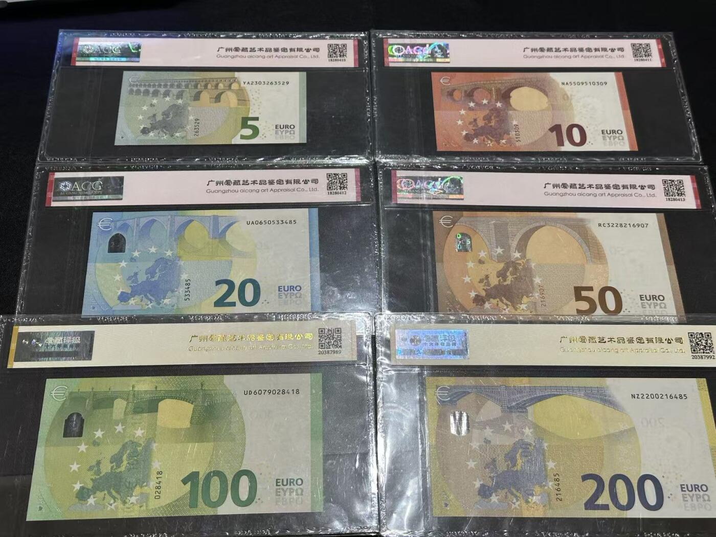 《外钞收藏家》第六百零一期（畅拍场）（本平台长期征集拍品、欢迎藏友们联系合作） 三签 20-200欧元 六张一起 爱藏评级