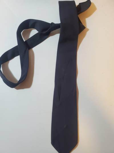 韵星假日拍卖第三十六期 -- Rimey Holidays Auction 36 - 民主德国人民军常服领带一条Goldkron厂制作带厂标