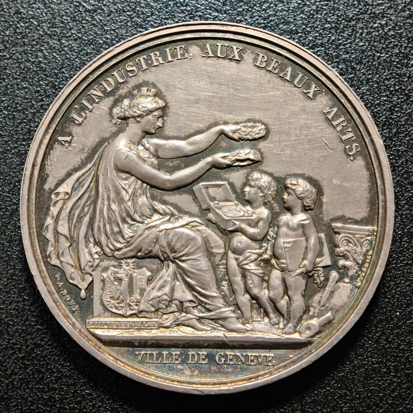 【德藏】世界币章拍卖第161期 1924年 瑞士日内瓦钟表学校百年奖章纪念大银章 瑞士著名章牌雕刻家:安东尼·博维作品 直径约：45.8mm；重约：48.1g