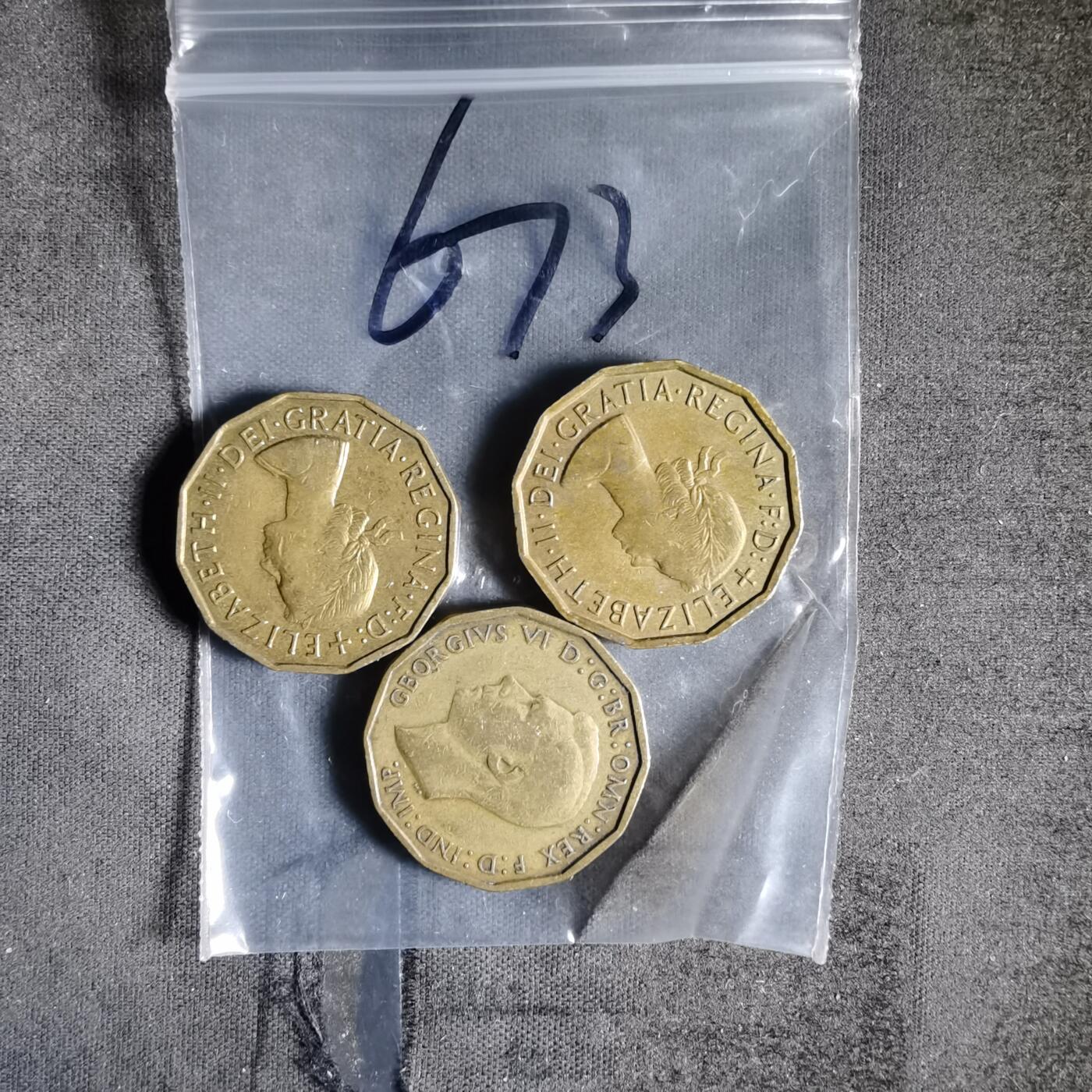 沼泽如烟--第956场 英国三枚