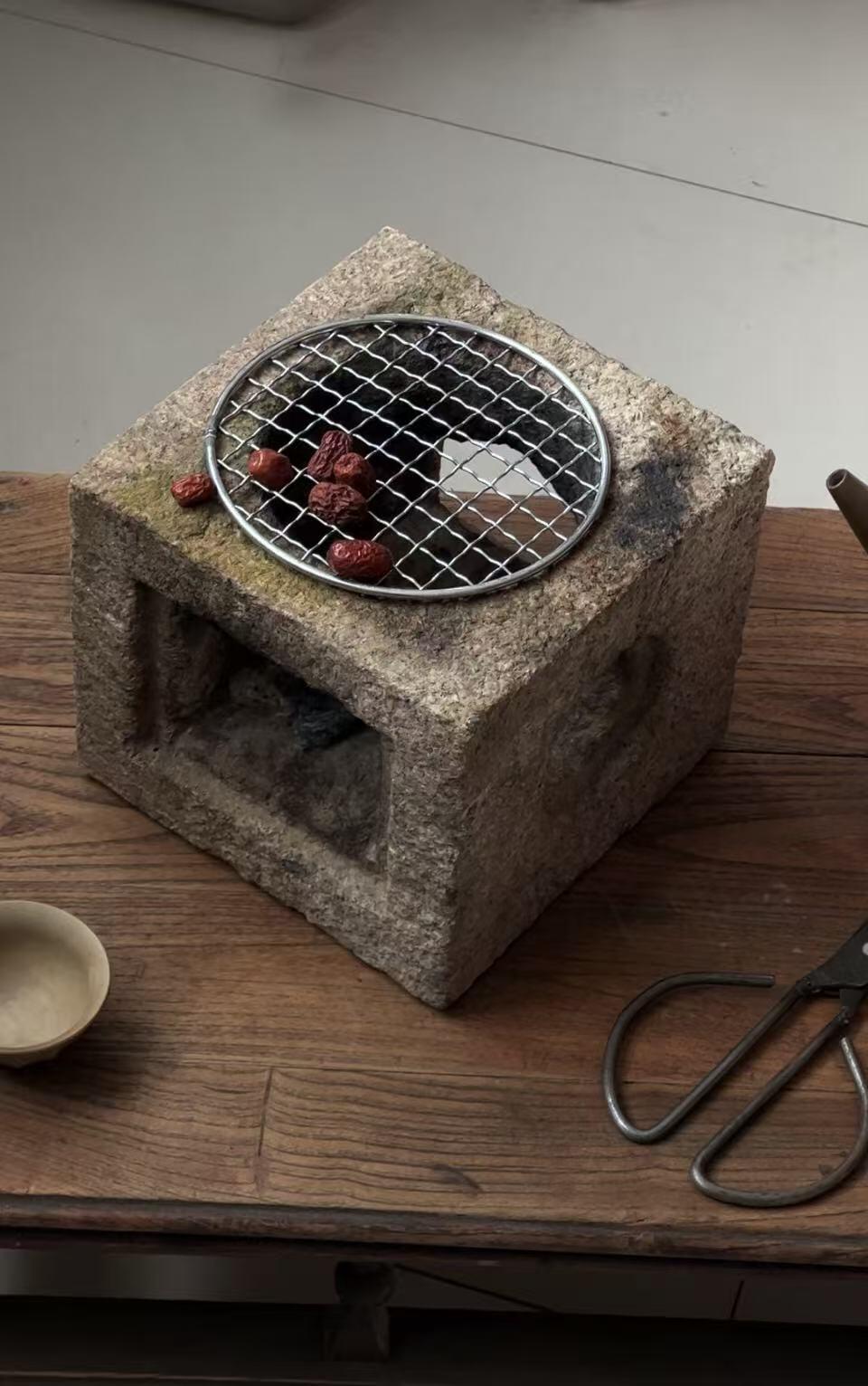 『围炉煮茶』清代包老，石炉左右透雕日月，正常使用20/21/18