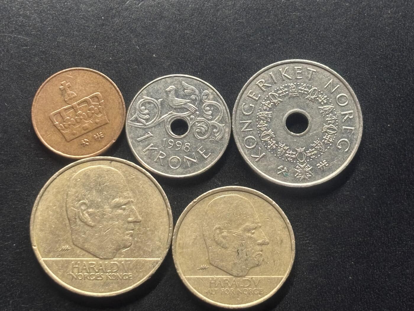 邮泉阁限时拍卖第三十九场 欧洲专场（硬币在国外。请付邮费6元。）