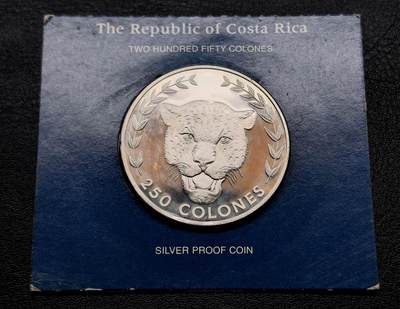 凡希社世界钱币微拍第三百十八期 - 荐！1982哥斯达黎加美洲豹250Colones精铸大银，富兰克林厂官方塑封卡装（原厂密封状态，无开裂），当代美洲珍稀品种。（视频参考）