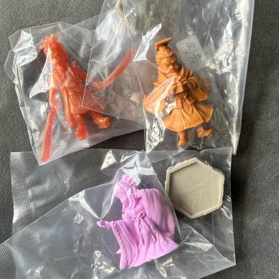 锦色铺子的潮玩拍第七期 - 卡游 橡皮人随机 三个