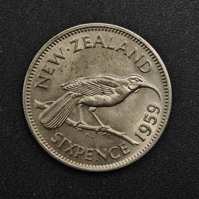 【淘币小摊】实时拍第八百四十八拍   散币银币场   满百包邮可预留二周 每周一统一发货   - 新西兰1959年伊丽莎白二世6便士镍币