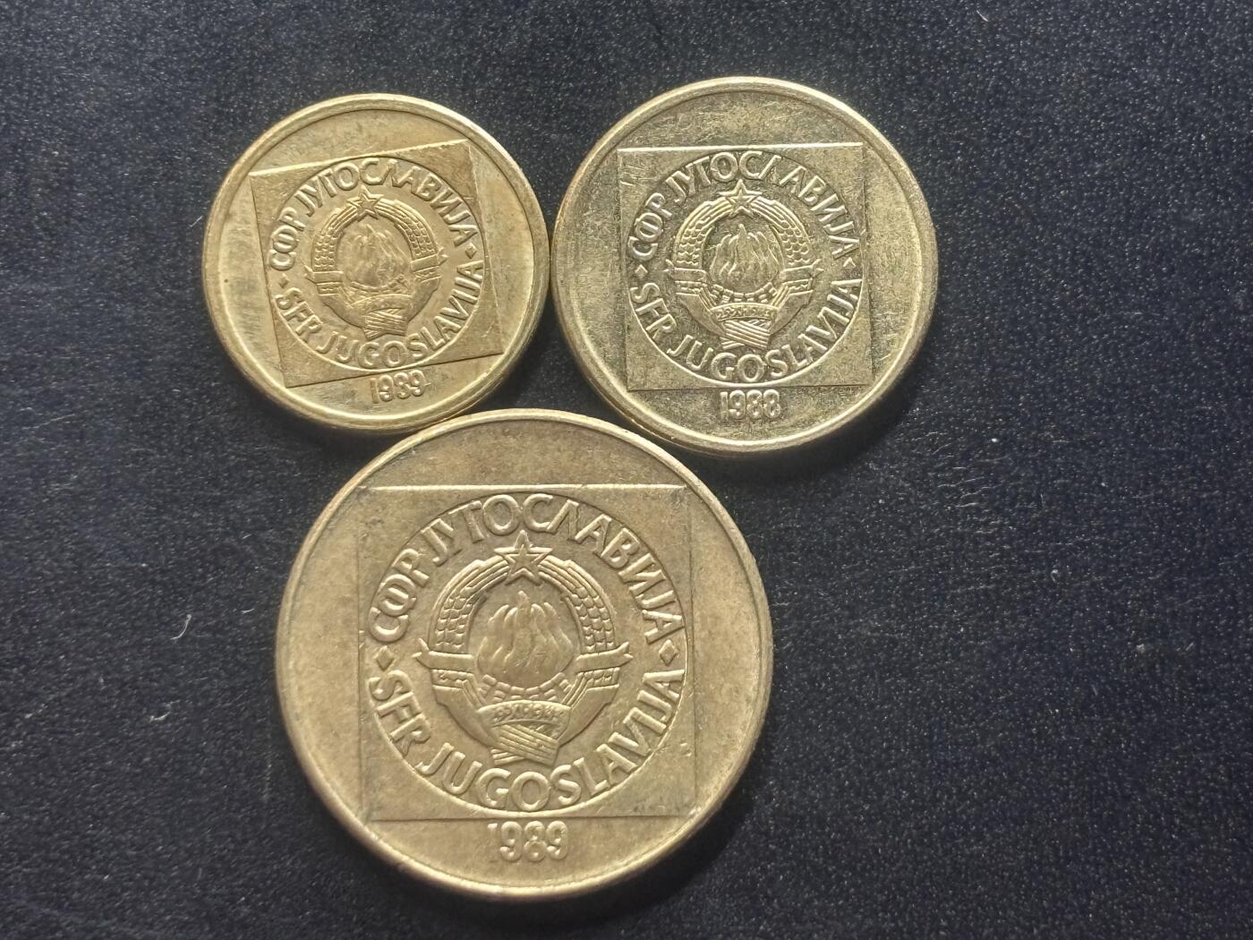 邮泉阁限时拍卖第三十九场 欧洲专场（硬币在国外。请付邮费6元。） 南斯拉夫1988-1989年3枚