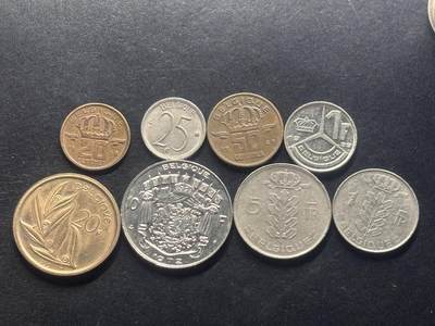 邮泉阁限时拍卖第三十九场 欧洲专场（硬币在国外。请付邮费6元。） - 比利时博杜安国王8枚法文版