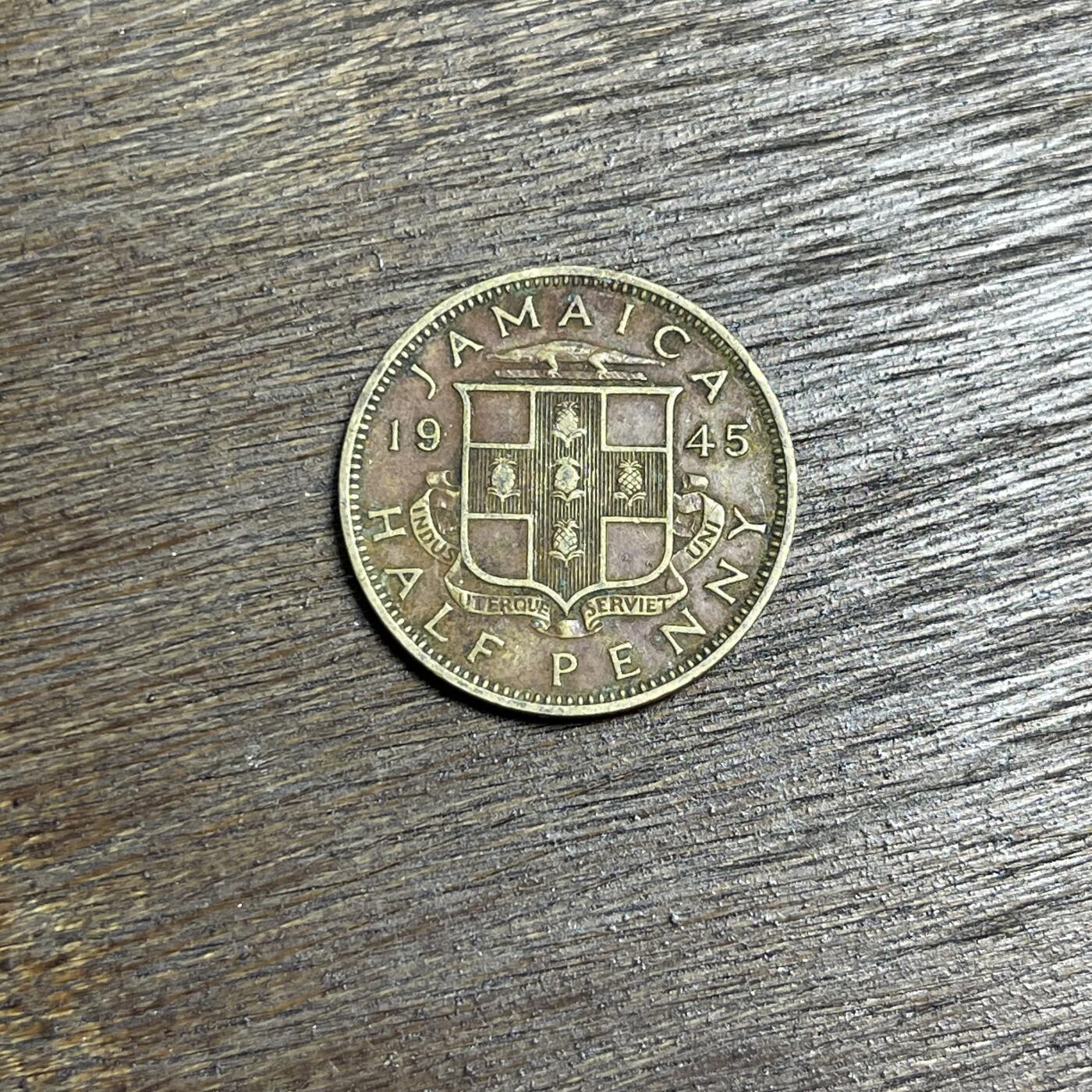 【铜匠收藏】★第137场★散币场。不寄存，30包邮。不满30元，支付5元运费。《接受代拍 代送NGC评级》 100【无寄存】1945 牙买加 乔六 半便士 铜币