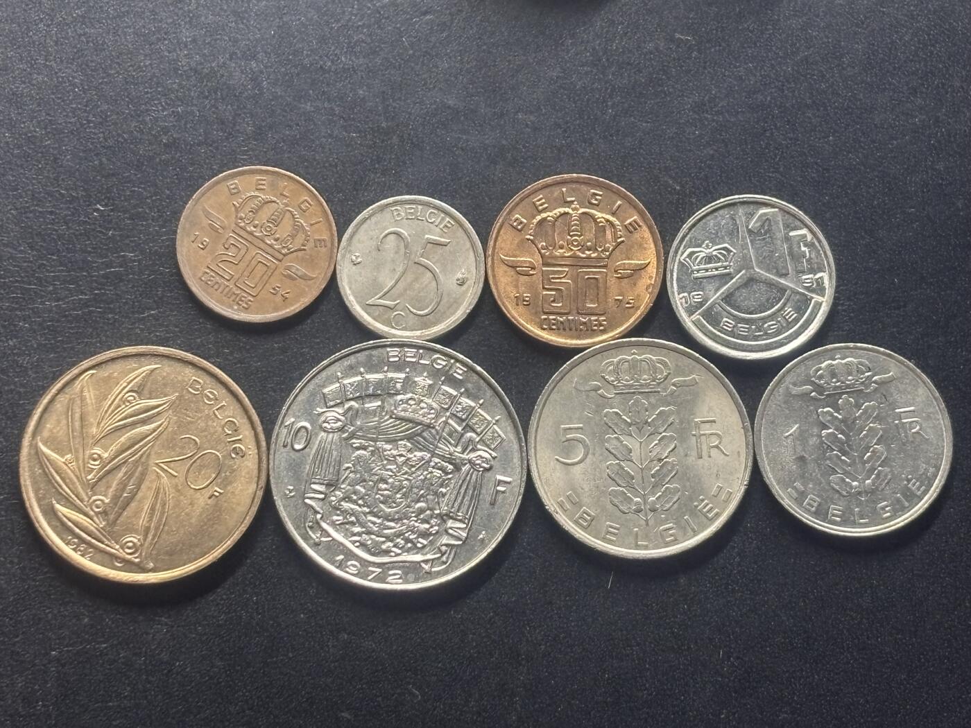 邮泉阁限时拍卖第三十九场 欧洲专场（硬币在国外。请付邮费6元。） 比利时博杜安国王荷兰文版8枚